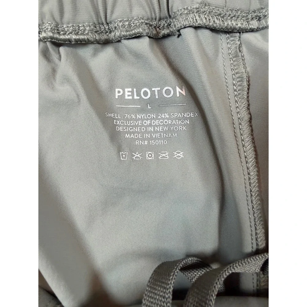 Peloton Mens L Athletic Shorts Sage Green Zipper PocketsWorkout Running 7 Inseam